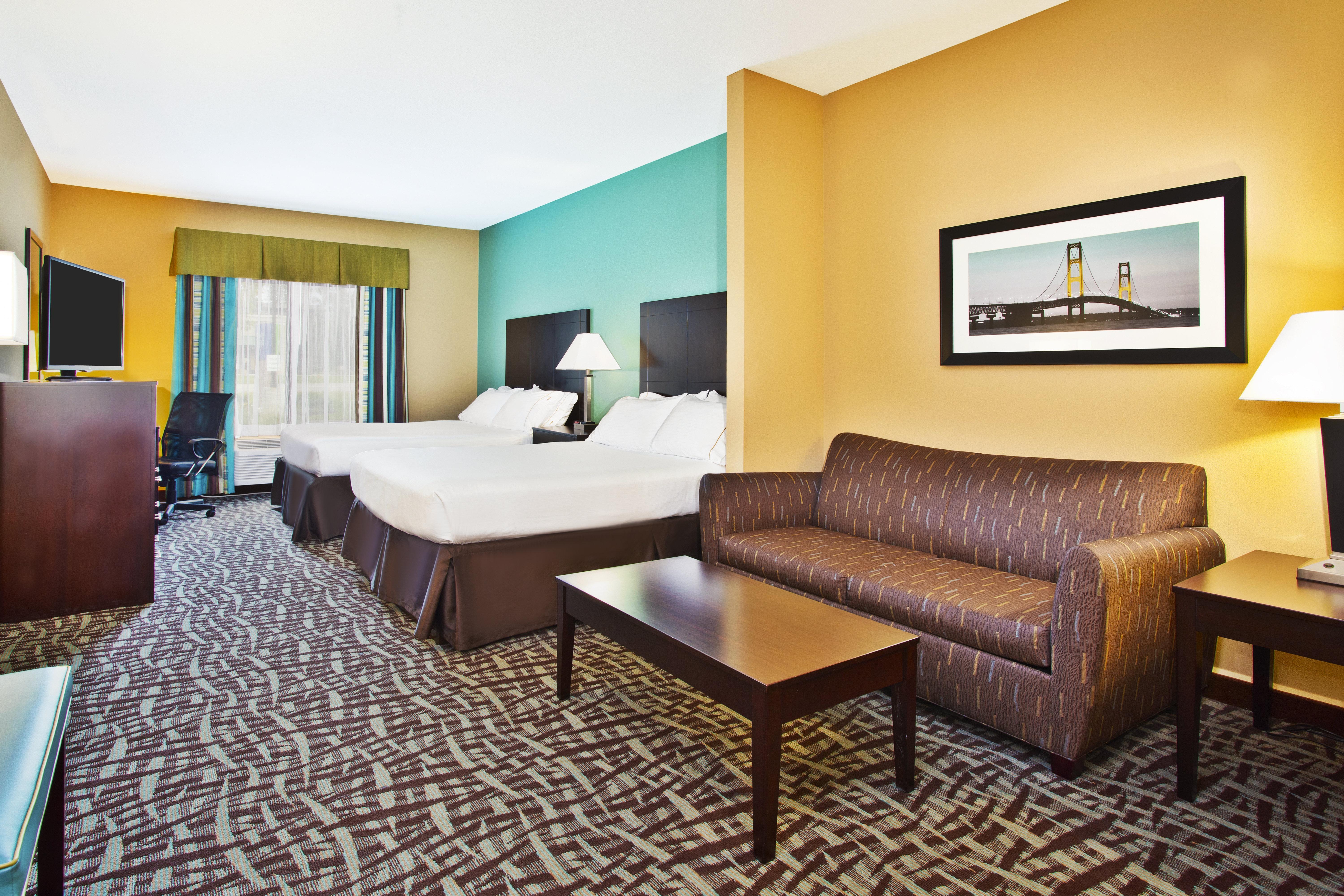 Holiday Inn Express Hastings By Ihg Exterior photo