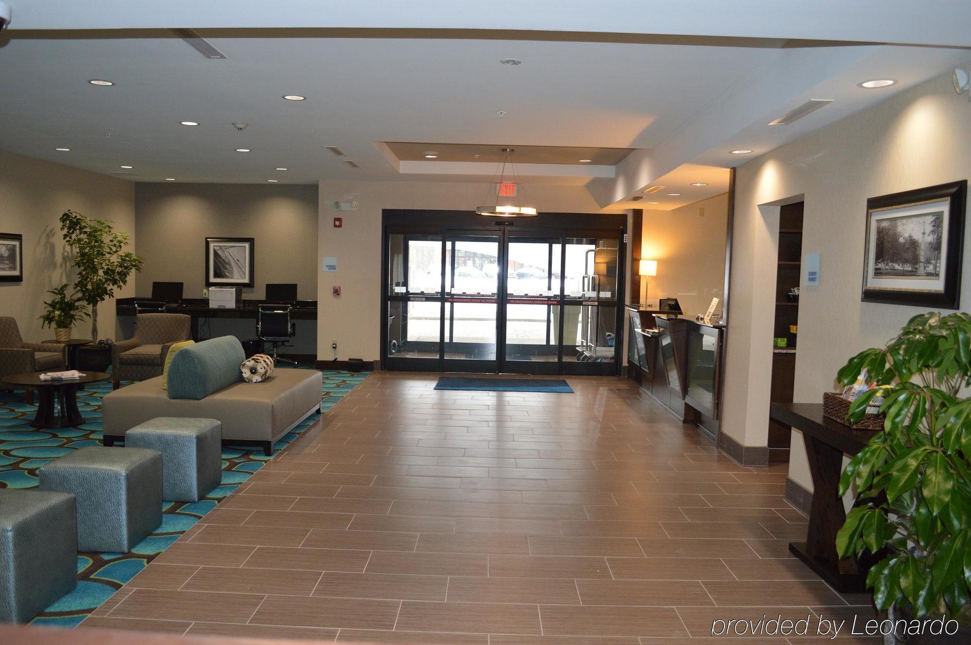 Holiday Inn Express Hastings By Ihg Exterior photo